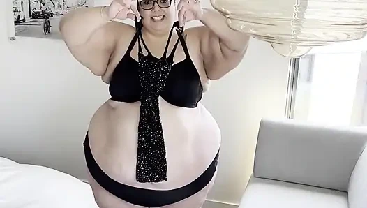 Tombul cenneti: otel elbisesi ve sıkma