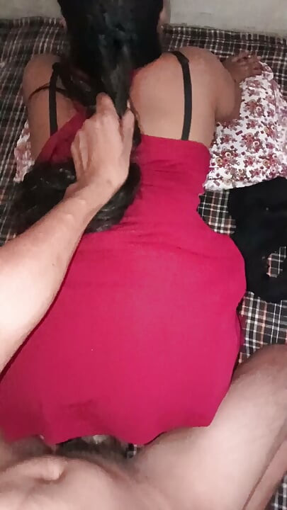 Indian চাবি গার্লফ্রেন্ডকে ওয়েস্টার্ন ড্রেসে চোদা