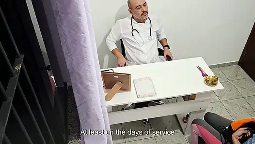 Ortopedi doktorunun yerine gelen doktor delirmiş.