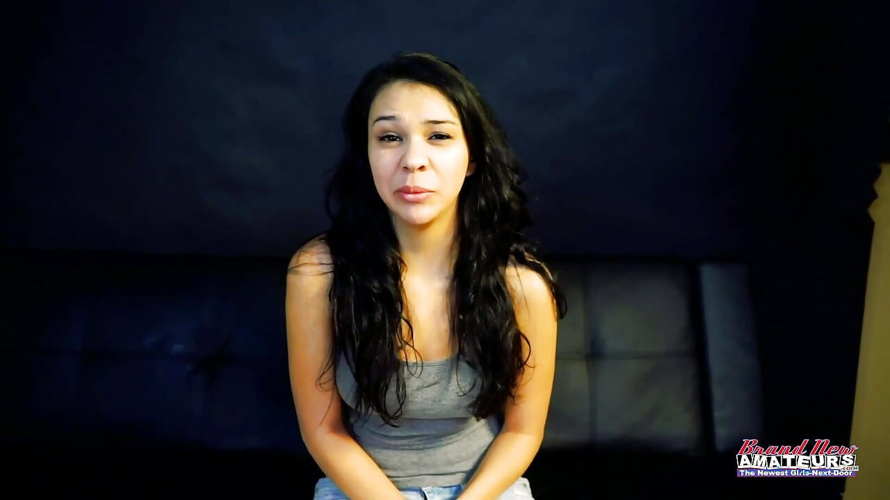 Sabrina Petite tatuada morena peluda rabuda bj rimjob apaixonado jogo!