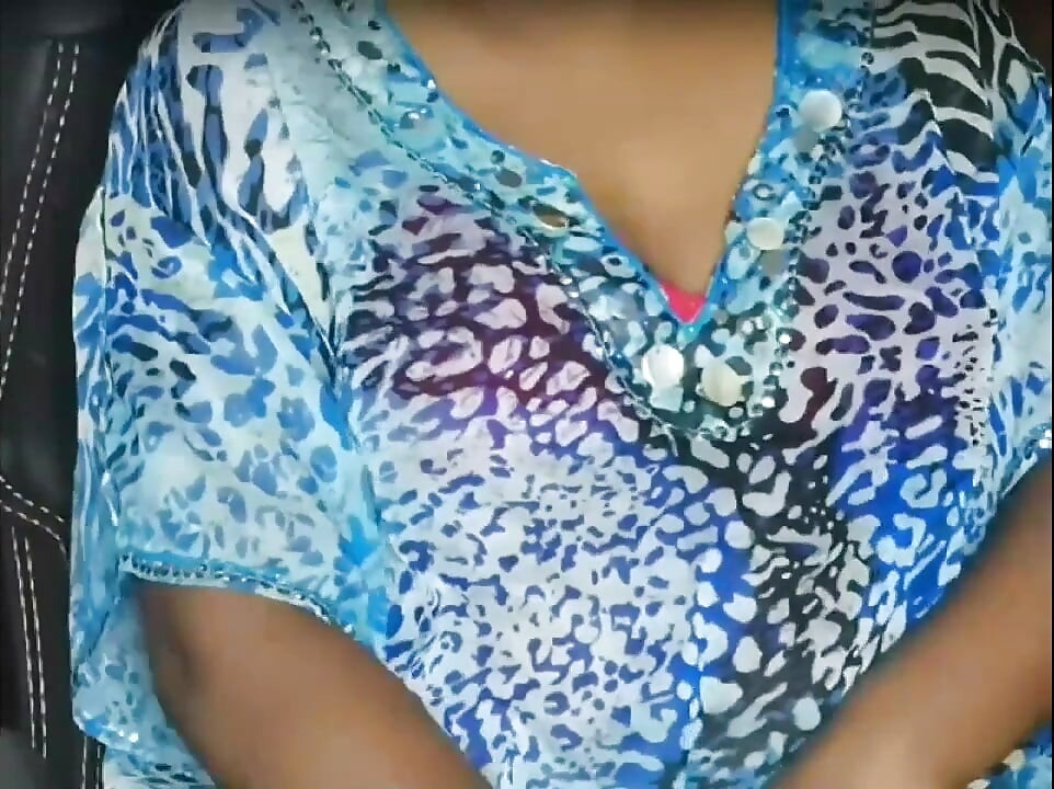 Séance cam avec une MILF sri-lankaise avec ses fans