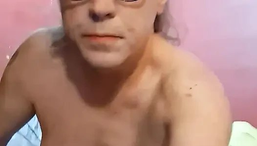 Old Ugly tranny strips and pleasures self