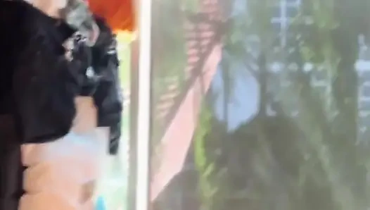 Миниатюрная азиатка Lulu Wild делает минет с глубокой глоткой, грубый трах и взрыв грязного кримпая