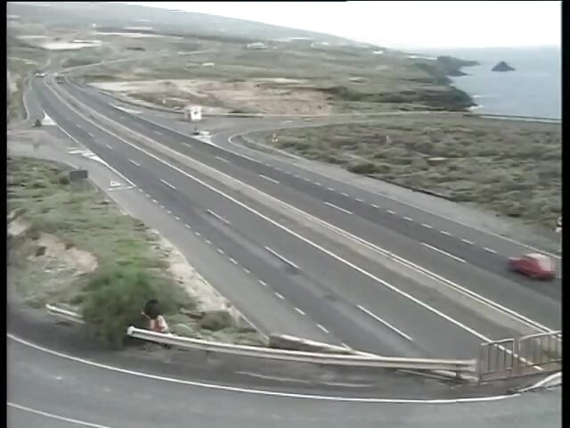 Sexo na estrada para putas maduras seduzindo o pau para alguns motoristas