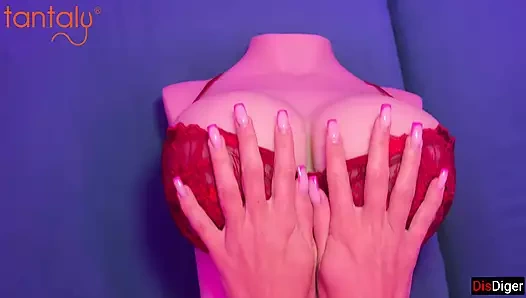 Seks threesome penuh gairah bareng aurora tantaly yang berakhir happy ending di wajah