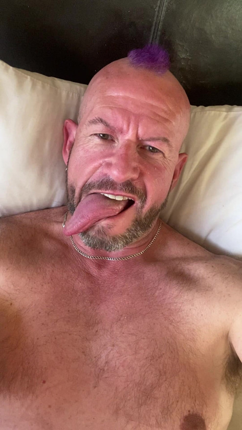 Longest Tongue