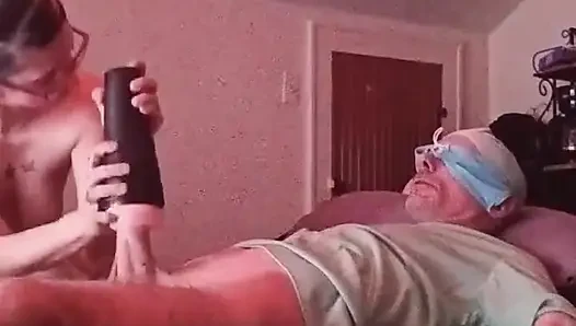Doc neckt
