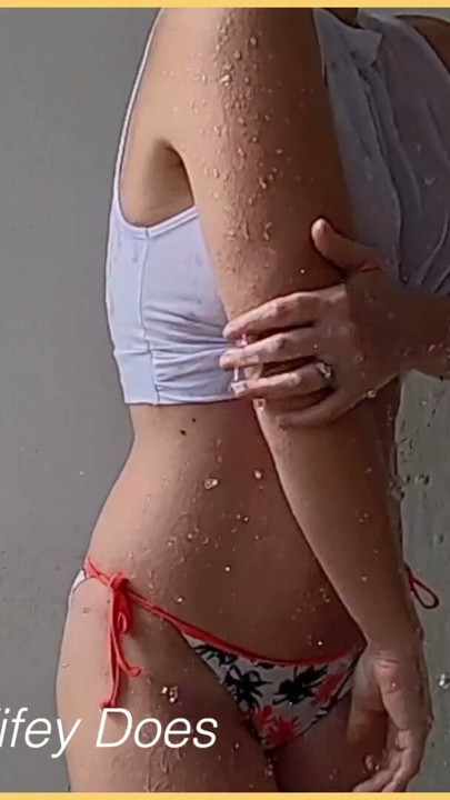 Wifey gets her body and perfect amazing braless MILF tits wet and flashes them | Clip 1