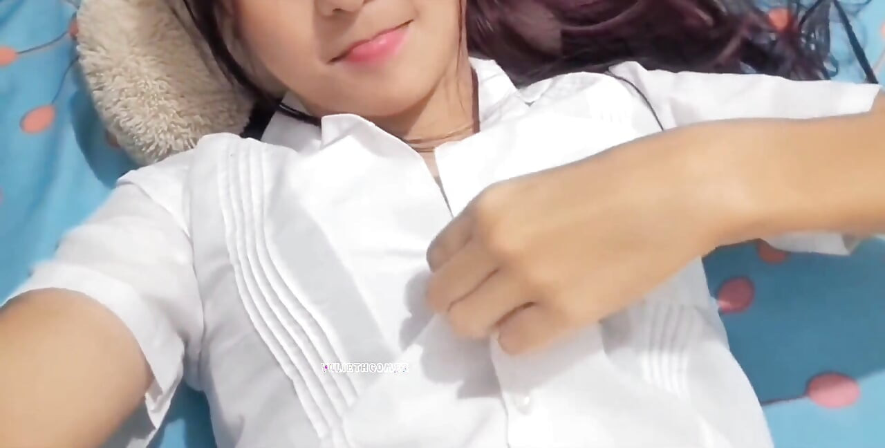 Miralo antes que lo borren bölüm chica se masturba hasta correse a chorros