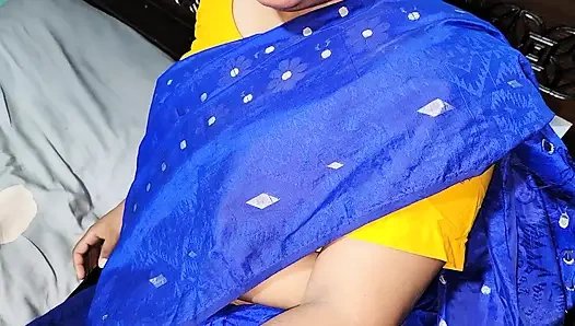 Boş bir ev buldum ve beni sikti.