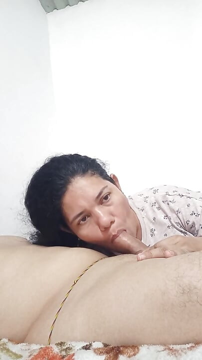 Evli kadın yarak emiyor