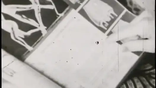 Heiße retro-MILFS sinnliches strippen