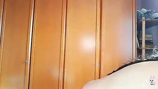 Утреннее курение голышом и