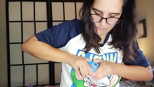 Пробуя большие пузыри с BubbleGum Roll - Bunny Looner