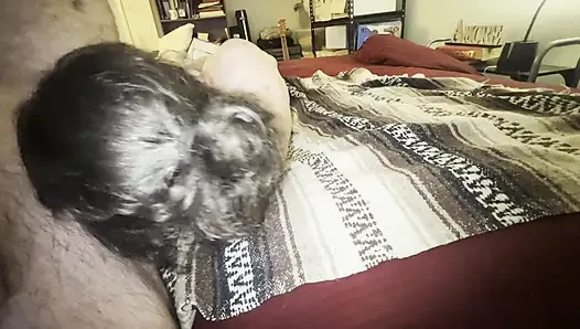 Aku menyetubuhi pelacur jalanan ini di setiap kamar!