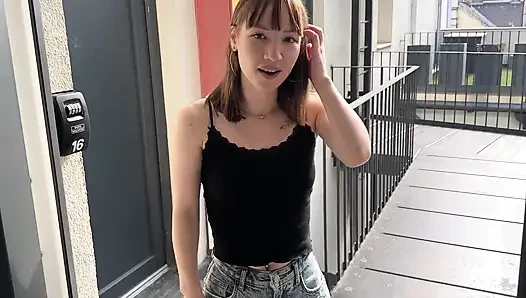 Komşum tuz için geldi ama beni sikmek istedi!! Kate Quinn ve Jimmy Bud