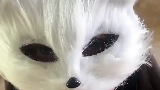 Сегодня я шаловливая кошечка, которая хочет молока