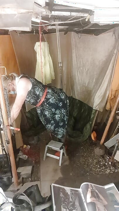 On the noose without a rubber skirt