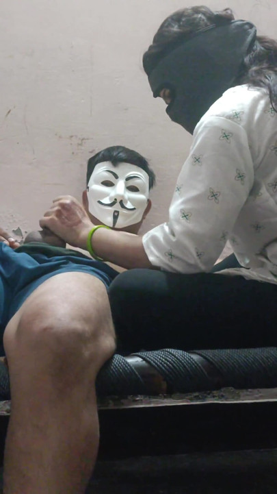 Amordaza fue llamada casa y se la dejó