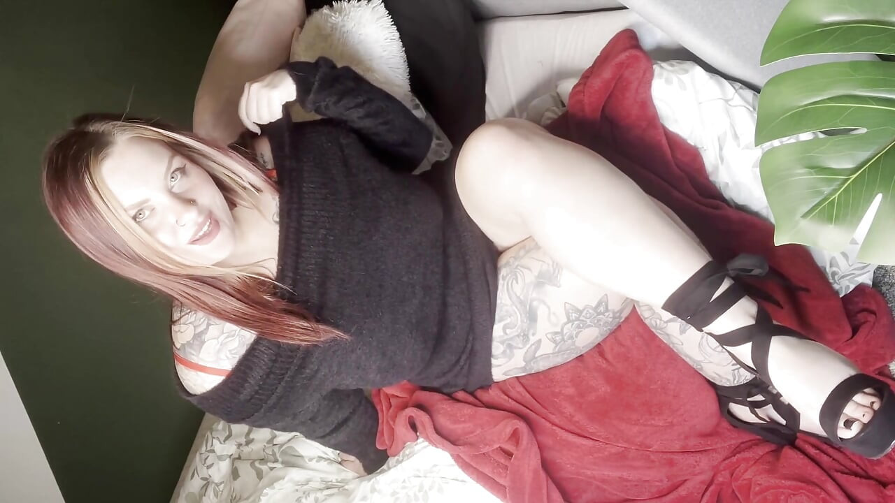 Valentines Day: Crazy Ex Girlfriend Drains You and Squirts