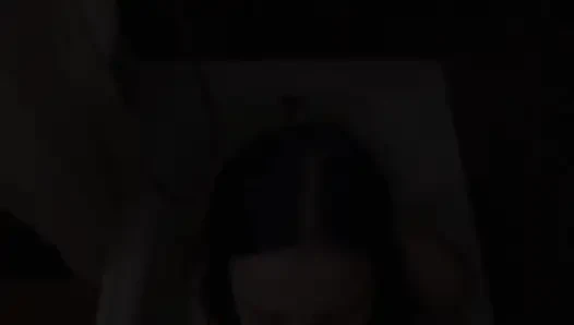 Vasilisa yarak emmeyi çok seviyor
