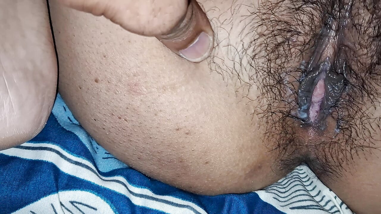 Kız arkadaşıyla 10 milyon Hintli en çok izleniyor xhamastr porno videoları.
