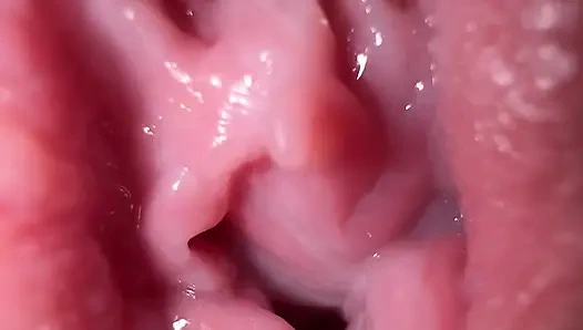 Yakın çekim geniş amcık yayma ve edepsiz konuşma, seksi mia seninle boşalmak istiyor