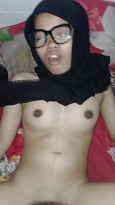 my girlfriend hijab girl who is hyper sex