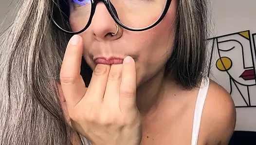 Göğüslerimle mastürbasyon yap ve döllerini üzerlerine boşalt