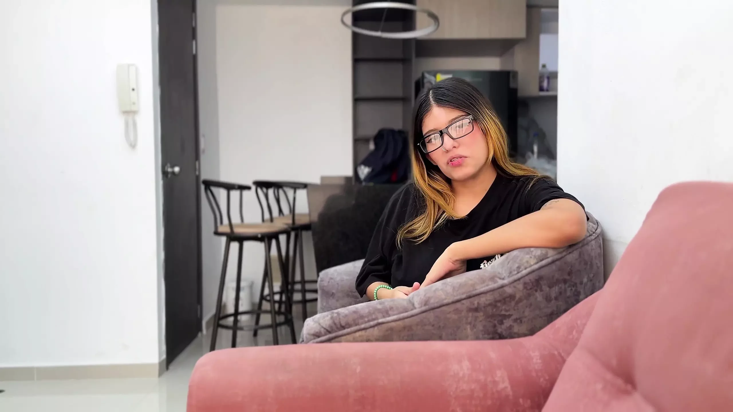 My Stepsister Is Very Horny and Asks Me to Fuck Her and Cum in Her