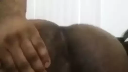 bana kıçımı gösterme