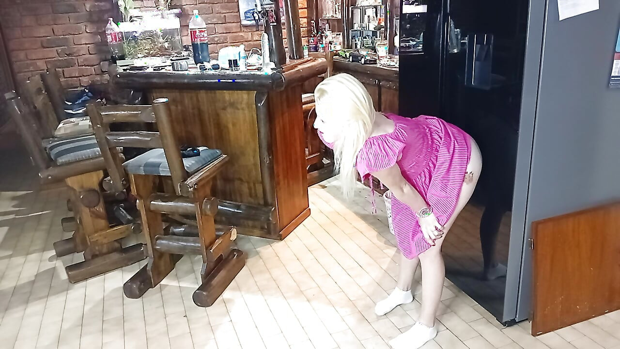 Đụ tủ lạnh trong khi bạn trai của tôi đang xem