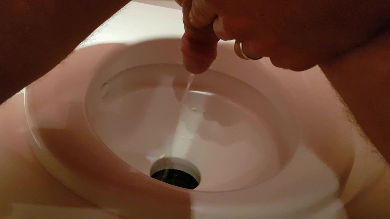 Pee