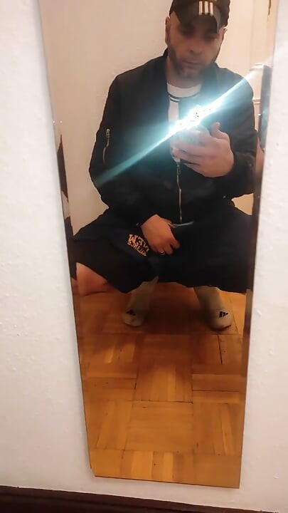 Młotek!! Spójrz, co ten DJ-bro