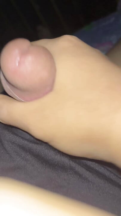 Look at this young man's big cock is so delicious and cum is so much teasing