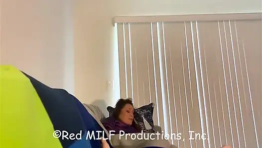 Kunjungan ibu tiri adalah hal yang wajib kamu lihat hari ini!