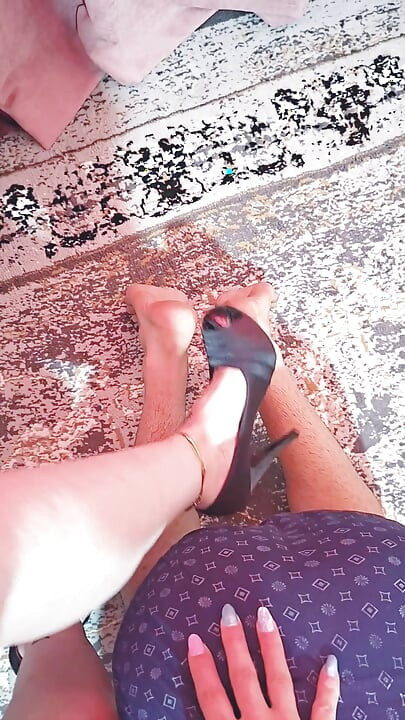Kneel For Your Mistress - Slave Training Session 1