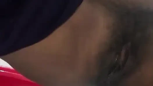 Bangladeşli kız tek başına seks yapıyor