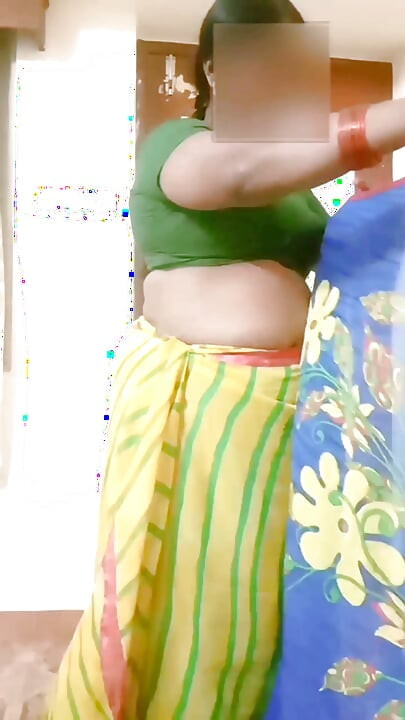 Desi Indian Tamil BBW Żona nago złośliwiec Duże cycki Ass Hairy Pussy Saree Noszenie! Renuraj