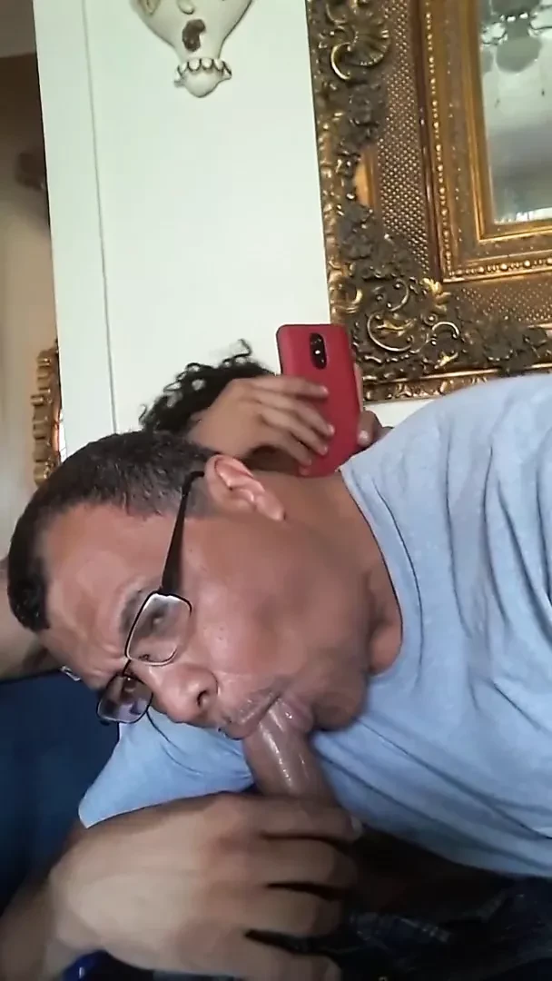 Old needs a young cock in his mouth