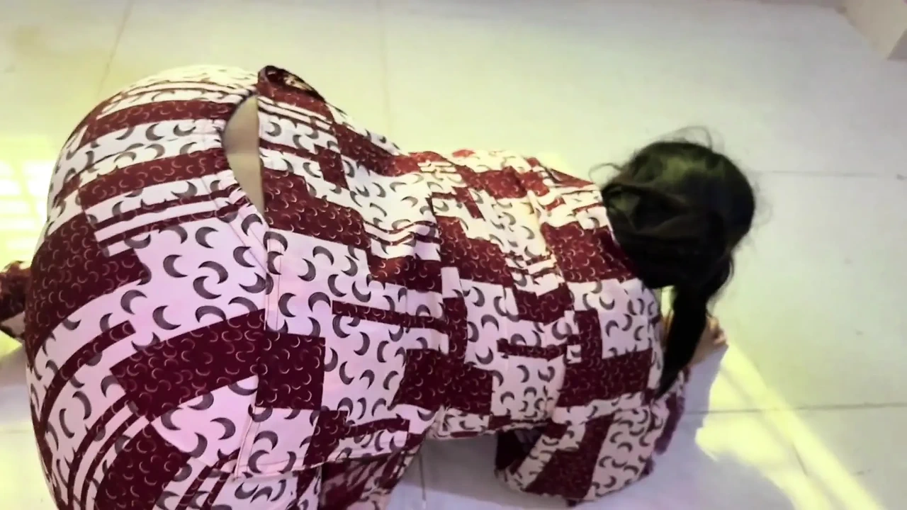 Fucking a Beautiful Bhabhi When She Was Horny in Her Room & Her Husband Going to Office