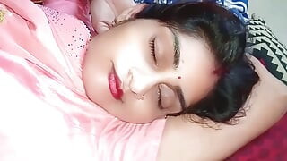 Newly married couples make sex relation in midnight, desi bhabhi sex video in hindi voice