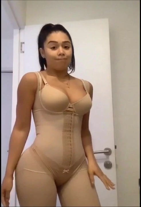 VP09 - Alexandra Mendez 11yhnt