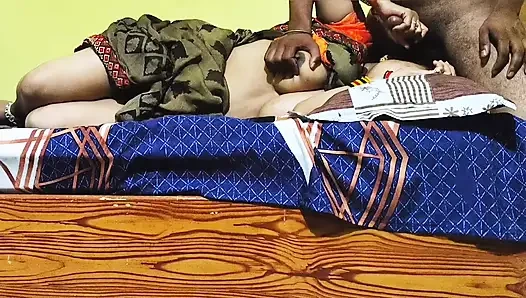 Ibu tiri tetek besar desi India nyata hardcore