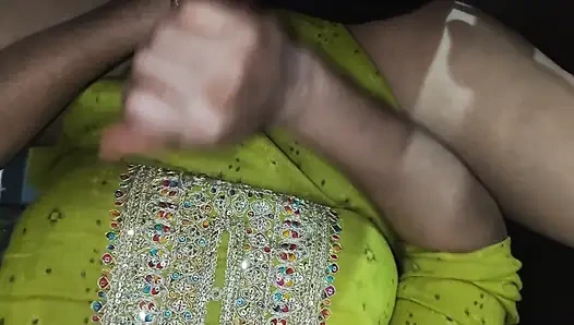 Kitchen me sex ka mood ban gaya HD VIDEO