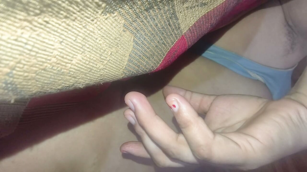 Bhabhi ko powder laga kar coda