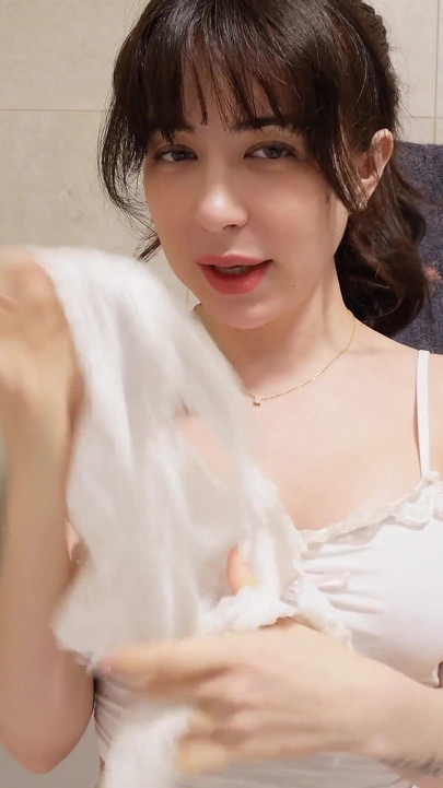 Free Semi Nude & Transparent Try-on