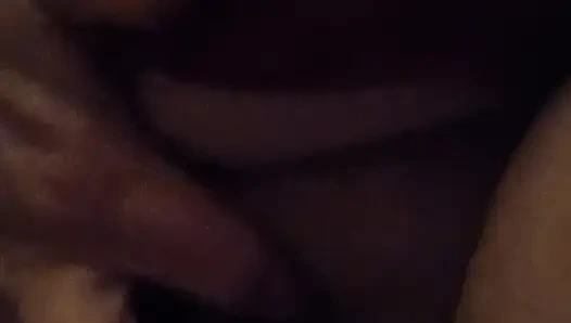 Kangen kontol besar pacarku jadi bersenang-senang dengan diriku sendiri