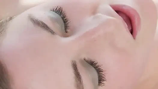 An oiled massage for brunette babe