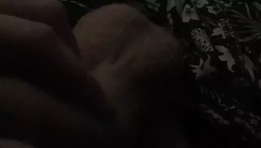 Kıllı gevşek horoz ve boşalmak dolu taşaklar